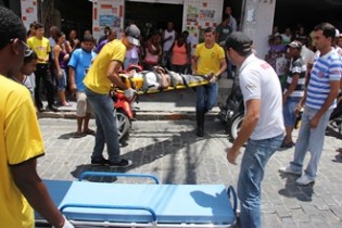 homem rola de escada em coité - foto-raimundo mascarenhas.2