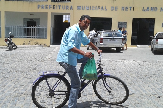A bicicleta de Fernando é a mesma usada na campanha de 2012. 
